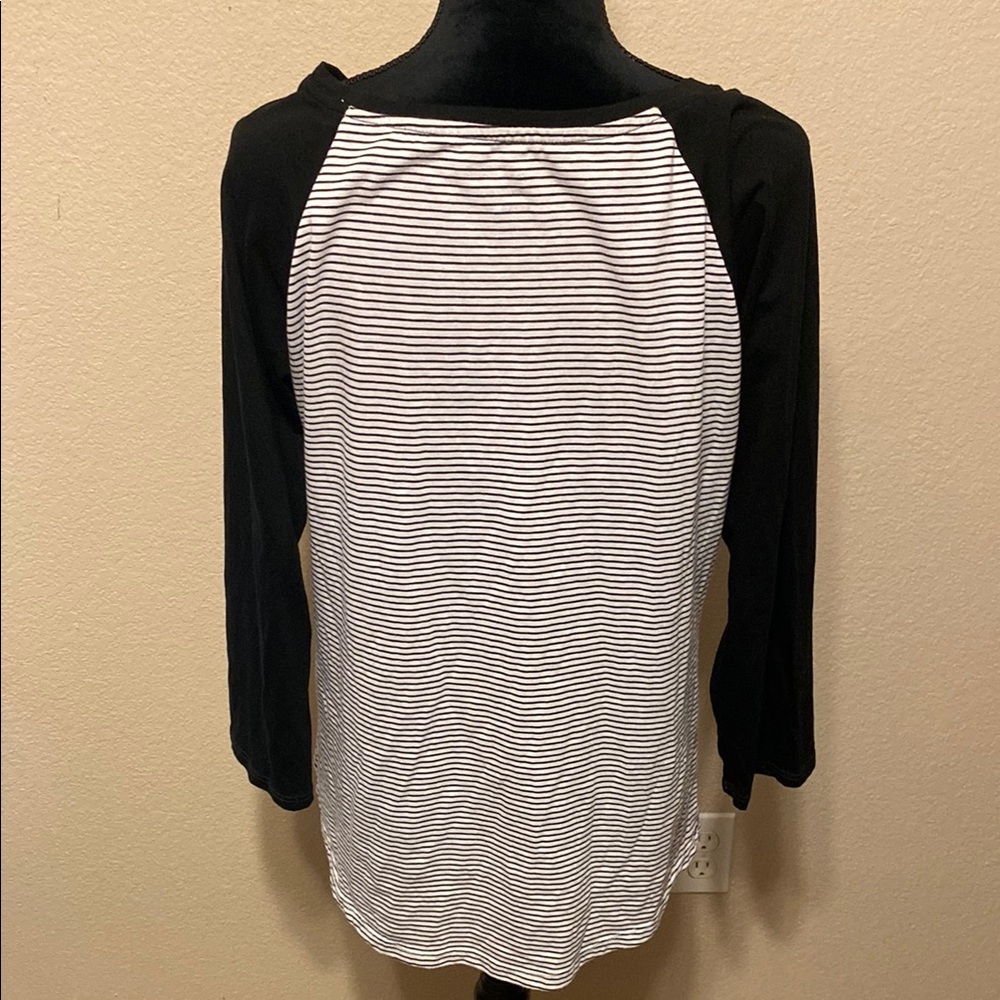 Black and White Striped Women's Top - Picture 2 of 7